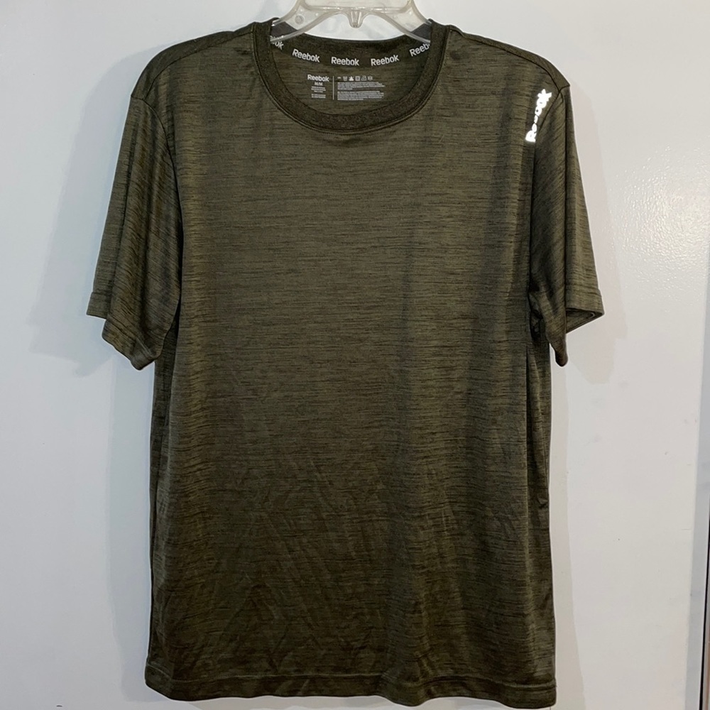 NWOT Reebok men's T-shirt size M Green